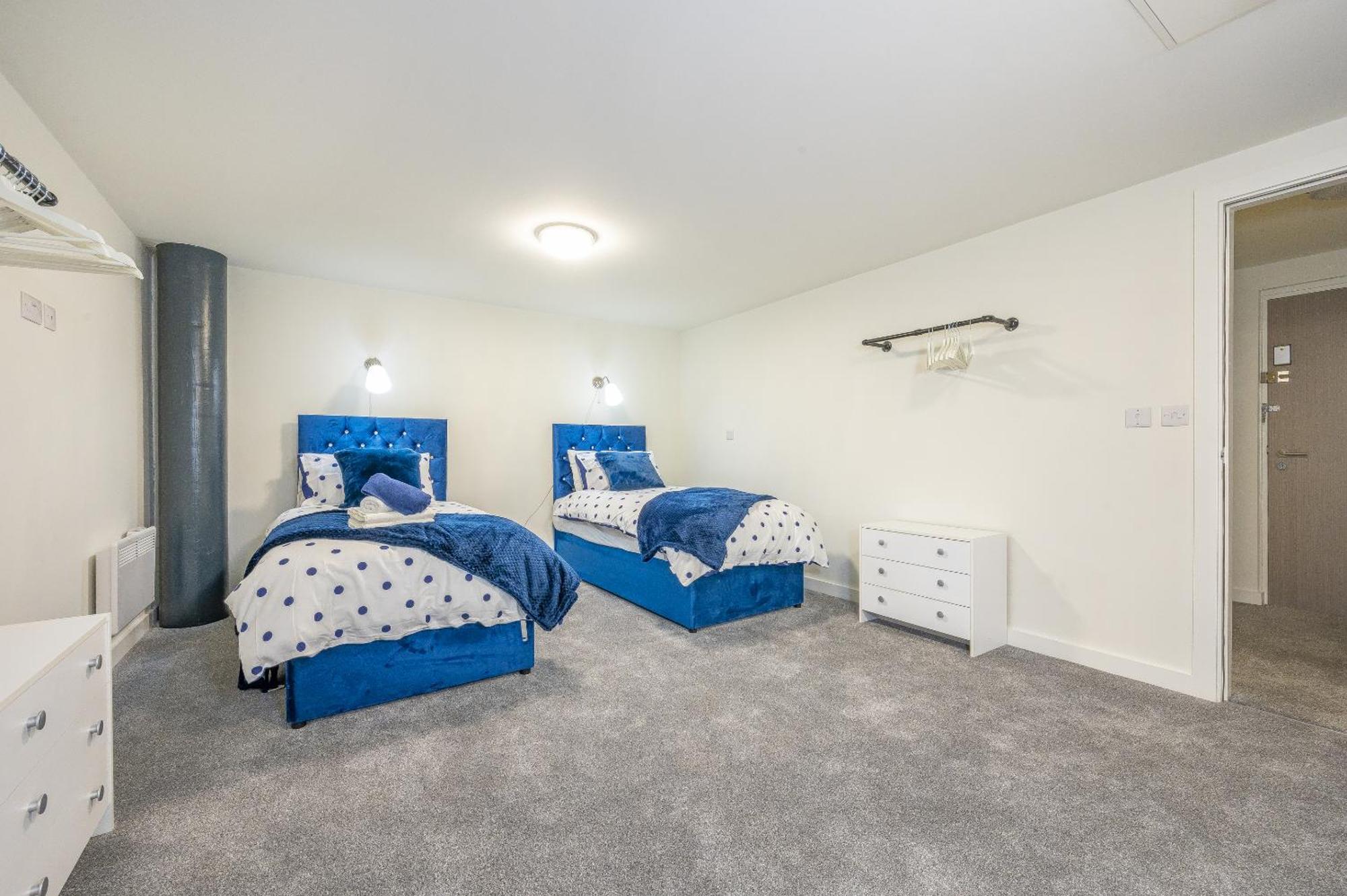 Basement Bliss Hideaway Apartamento Bradford  Exterior foto