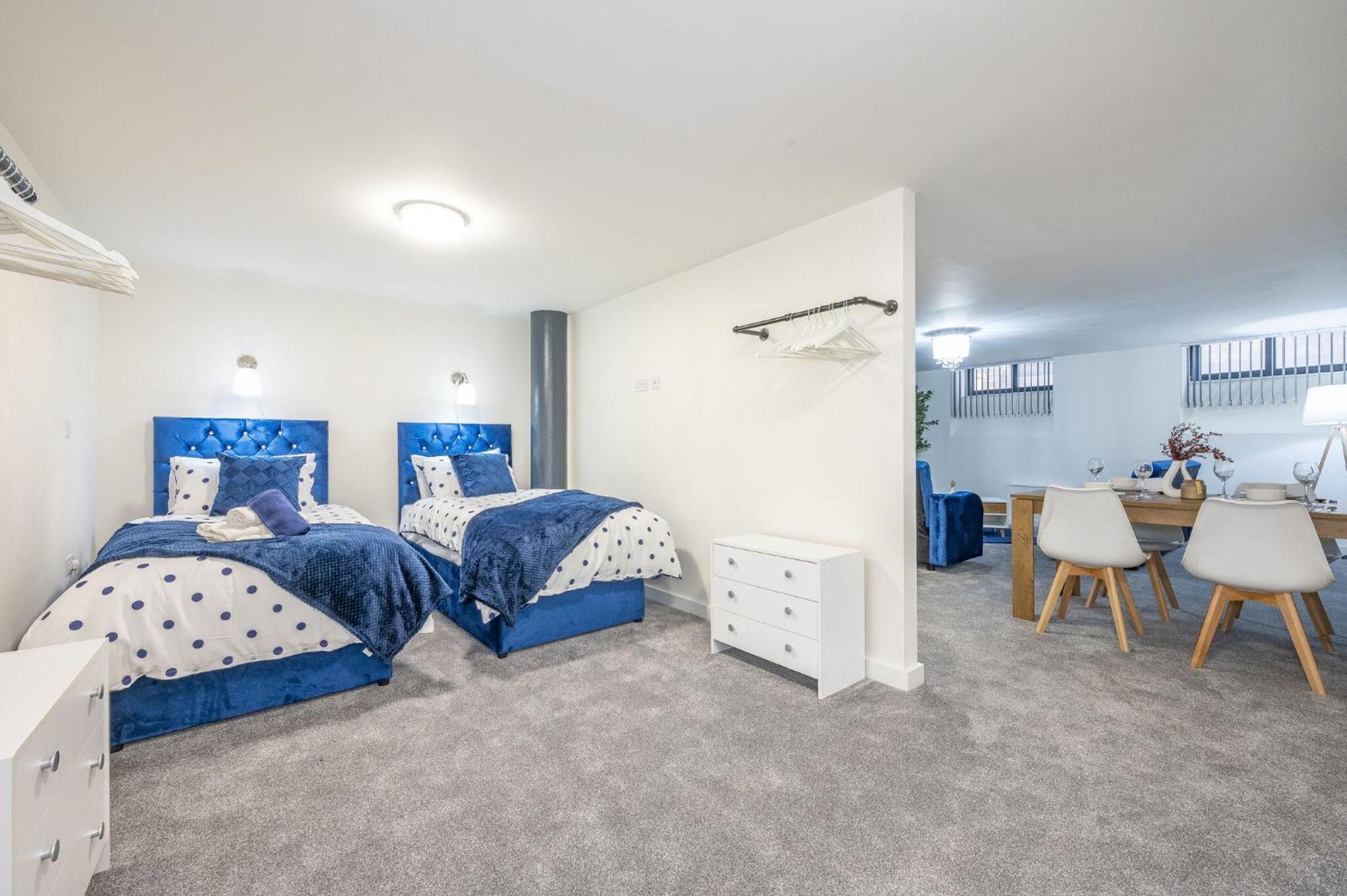 Basement Bliss Hideaway Apartamento Bradford  Exterior foto